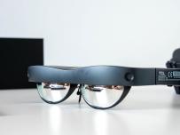 РЕВЮ: TCL NXTWEAR S дава нов поглед към екраните