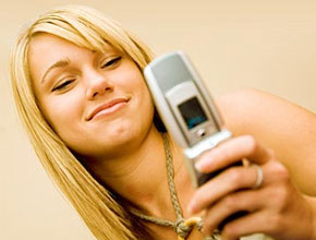 Текстовите съобщения станаха на 19 години