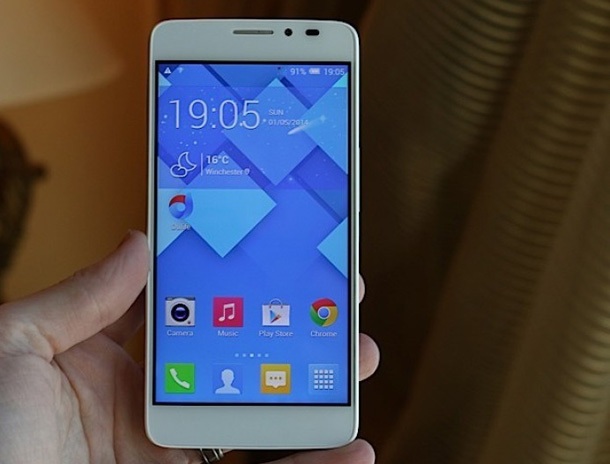 Alcatel представи осемядрения One Touch Idol X+ на CES