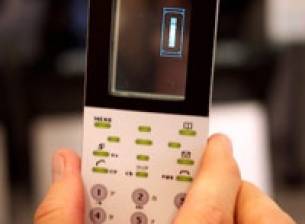 TDK представи прозрачен QVGA OLED дисплей