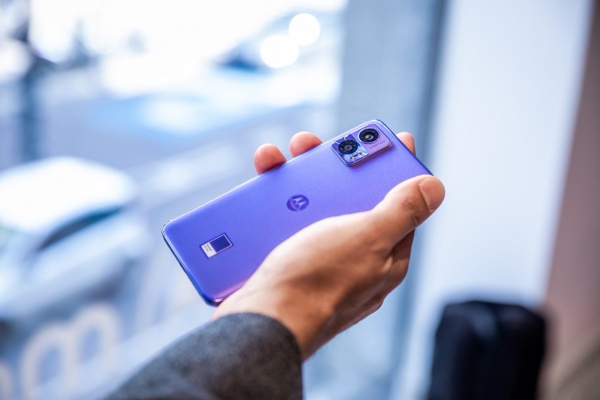 Тези актуални модели на Motorola са сред предложенията на Vivacom за декември