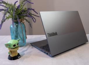 РЕВЮ: Lenovo ThinkBook 16 Gen 6 предлага голям екран за висока продуктивност