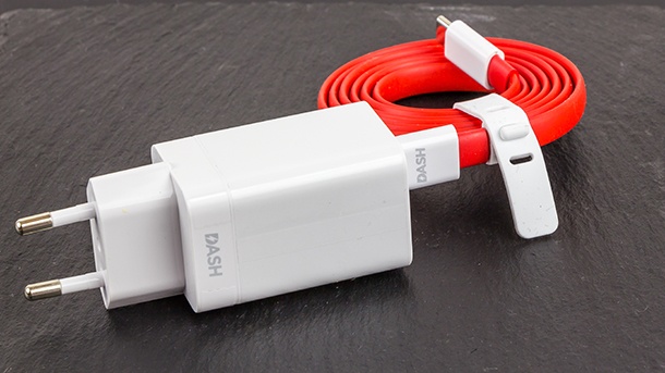 OnePlus на съд в САЩ и ЕС заради използването на думата Dash