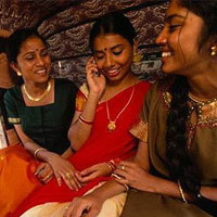 Индия ще блокира милиони телефони от 1 декември