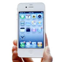 Продажбите на белия iPhone 4 ще се забавят поне до края на юли
