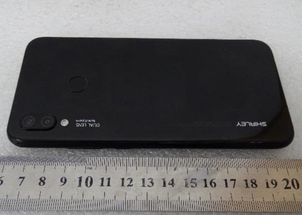 FCC ни показва реални снимки на Huawei P20 lite