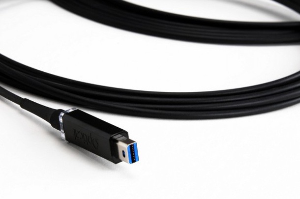 Оптичните Thunderbolt кабели на Corning вече са сертифицирани от Intel