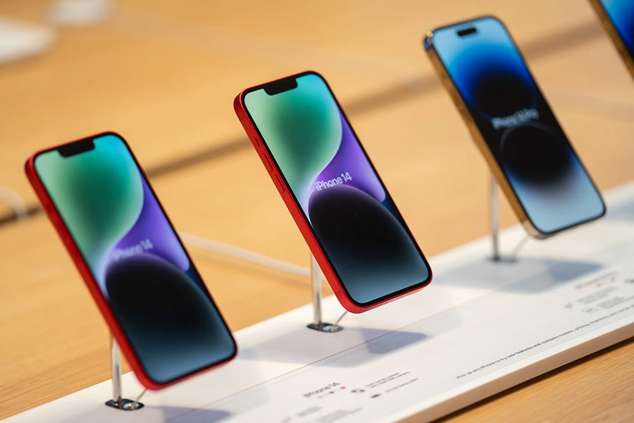 Скоро Apple ще започне производството на нов модел iPhone SE