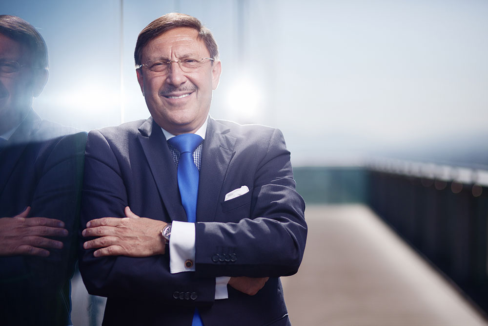 Блиц интервю: Максим Бехар