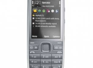 Nokia E52 за безкомпромисен бизнес