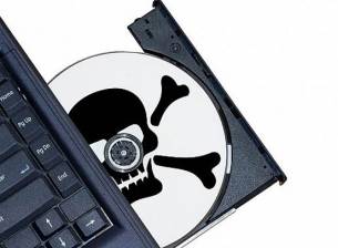 Китаец осъден за пиратстване на софтуер за 100 милиона долара