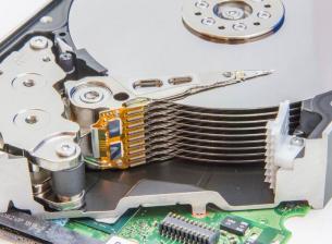 Този хит на Джанет Джаксън може да повреди твърдите дискове в по-стари лаптопи