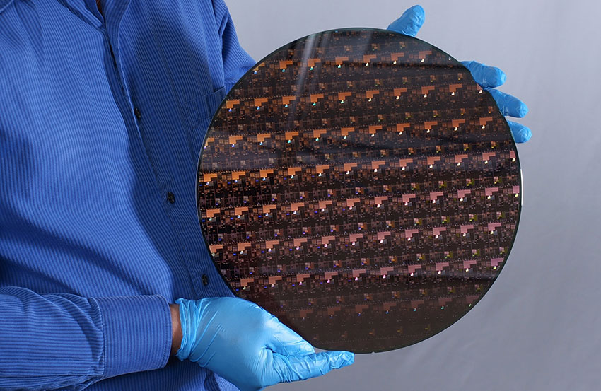 Първият 2 nm чип е разработен от IBM