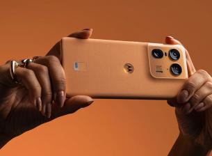 Motorola Edge 50 Ultra идва с мощен процесор и дървен гръб