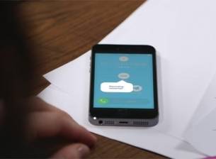 Flyp позволява ползването на до 6 телефонни номера с iPhone или Android