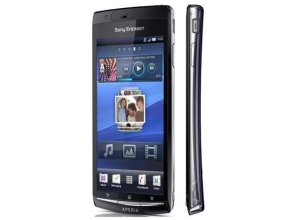 Английски магазин вече приема предварителни заявки за Sony Ericsson Xperia arc
