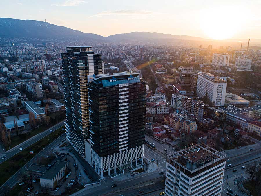 ОББ е най-добрата иновативна банка и най-добрата дигитална банка за клиентите в България според Global Finance