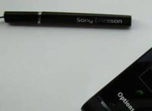 Sony Ericsson Idou ще се продава със стилус?