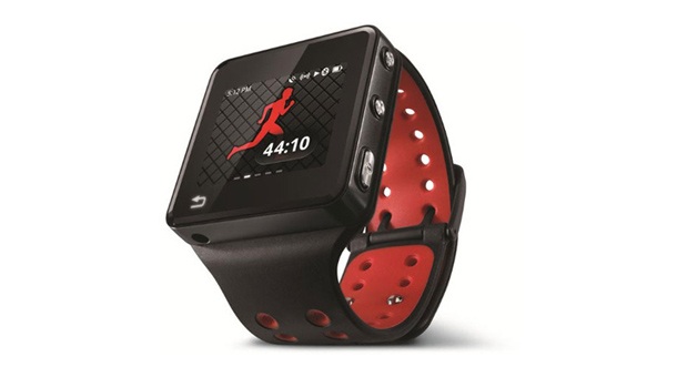 Motorola също работи по умен часовник