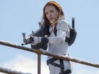Скарлет Йохансон съди Дисни заради пускането на Black Widow в Disney+