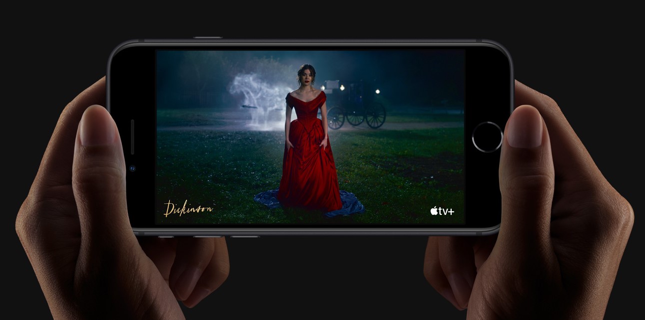 Apple изглежда вече тества iPhone SE 3