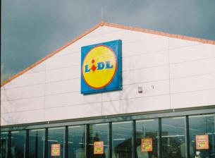 Lidl става мобилен оператор – ще дойде ли услугата и в България?