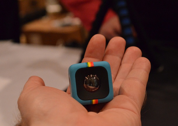 Камерата Polaroid C3 е с размер 35 мм и струва 99 долара