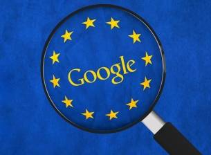 ЕС проучва договорите на производителите на устройства с Google