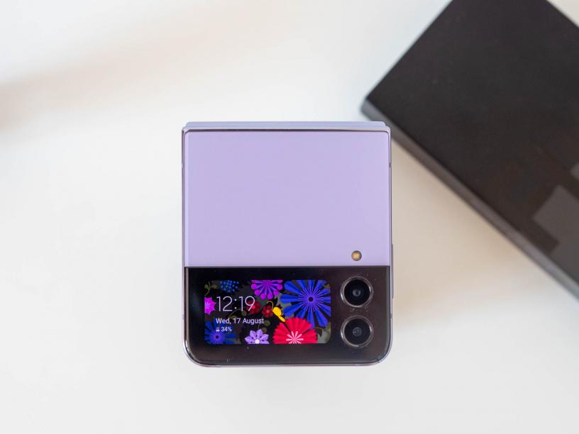 Samsung може да използва нов тип механизъм за Galaxy Z Flip5