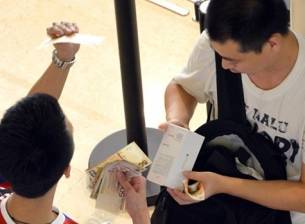 Bloomberg: Foxconn ще продава използвани iPhone в Китай