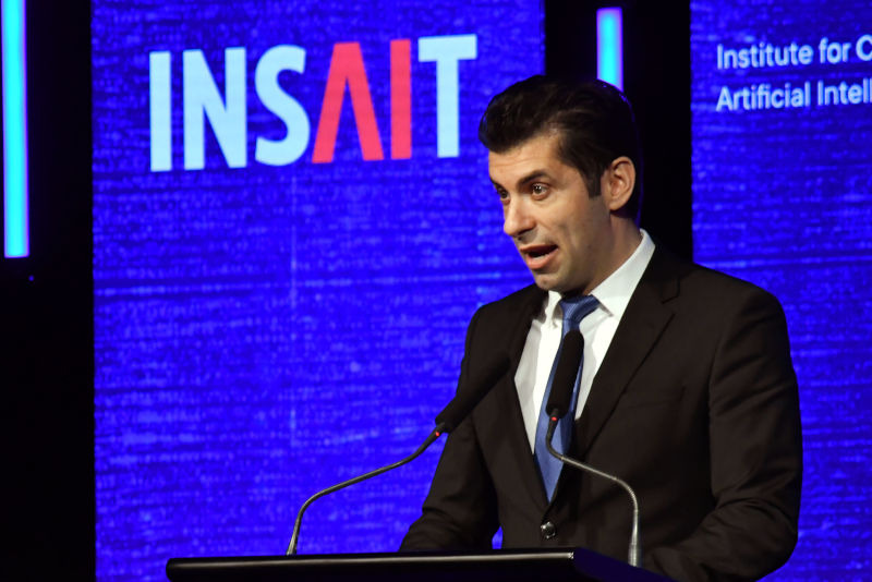 В София откриха световен център за технологии и изкуствен интелект