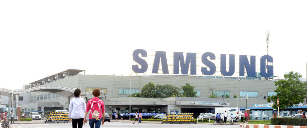 Samsung подготвя собствена дебитна карта