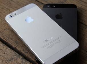Apple може би подготвя няколко варианта на следващия iPhone