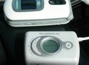 FM трансмитер за телефон