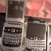 Видео на сгъваемия BlackBerry 9670