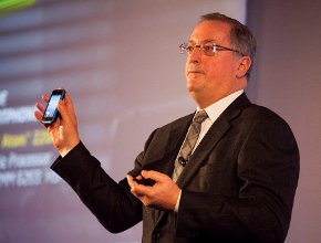 Intel анонсира два нови процесора за телефони и таблети