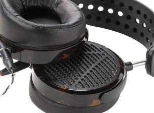 PlayStation купува производителя на премиум слушалки Audeze