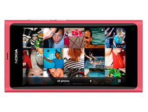 Nokia N9 разчита на жестове и иновативен интерфейс