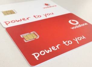 Vodafone с 500 000 nano-SIM карти преди премиерата на iPhone 5