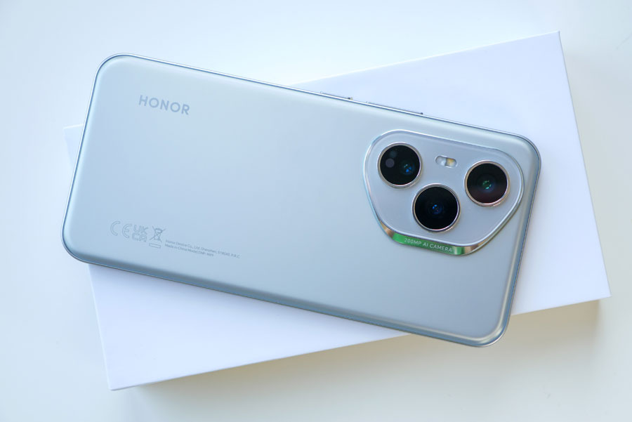 РЕВЮ: Honor 400 Pro изглежда добре и предлага много