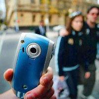 Коя е рожденната дата на камерафоните?