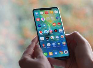 Операционната система на Huawei може да се появи още през есента в Китай