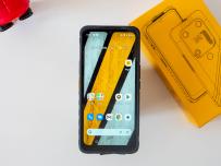 РЕВЮ: CAT S53 е с 5G и огромна издръжливост