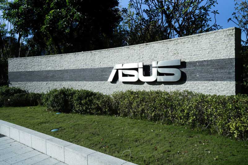 Asus Zenfone 10 може да се окаже последен модел в серията (обновено)