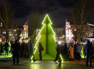 Огледална инсталация повдига темата за толерантността 