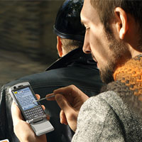 Продажбите на смартфони ще се увеличат 3 пъти до 2013 г.