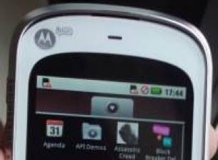 Още снимки на Motorola Zeppelin