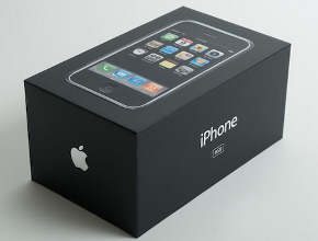 Китайски потребители съдят Apple заради рециклирани телефони iPhone