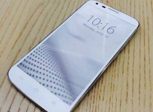 Снимки на първия телефон на Huawei с осемядрен процесор