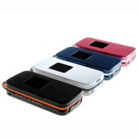 Дизайнерски телефон от NTT DoCoMo в Милано